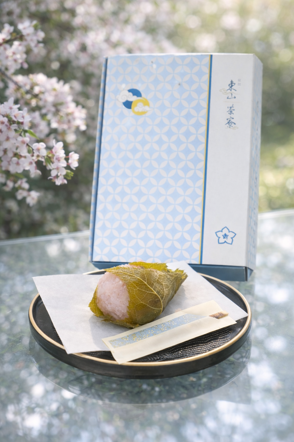 4月限定お茶菓子🌸